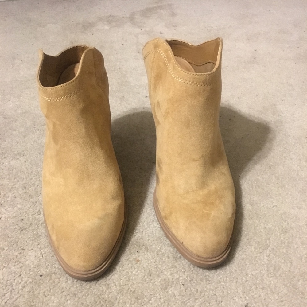 Dolce vita light tan heeled mules